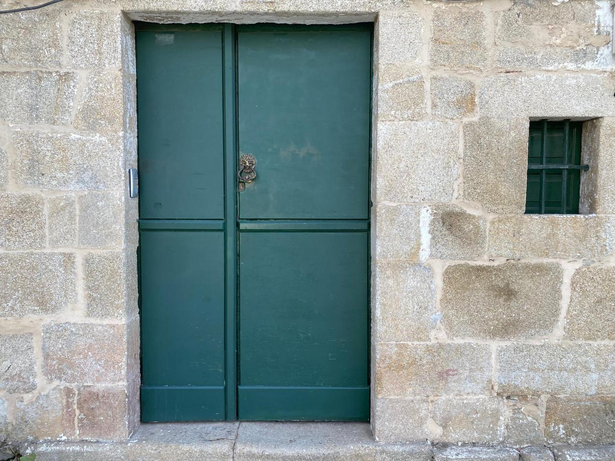 Campo De La Compania Apartment Monforte De Lemos Bagian luar foto
